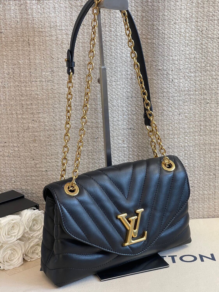 100 Original Louis Vuitton New Wave Chain bag M58552